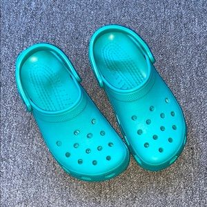 Crocs size 7 mens 9 women’s